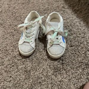 Little girls size 13 kidpik sneakers